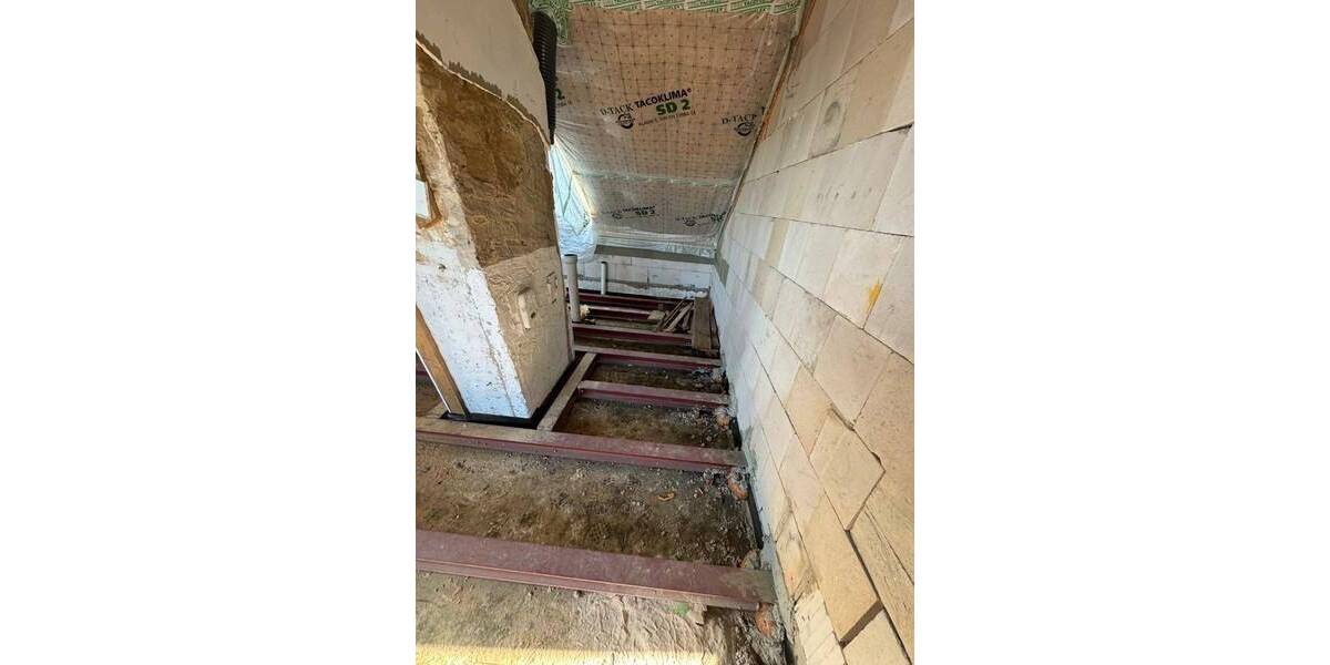 Etagenwohnung Saarbrücken Malstatt - 3 Zimmer, 87 m&sup2;, 89.450&euro; | Angebot:25684708