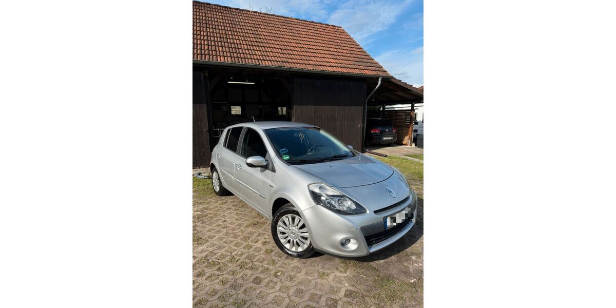 Renault Clio 137.000 km 3.600 &euro; Worpswede 27726