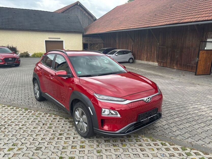 Hyundai KONA 85.444 km 15.200 € Kirchroth 94356