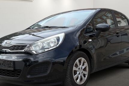 Kia Rio 129.830 km 4.499 &euro; Berlin 12681