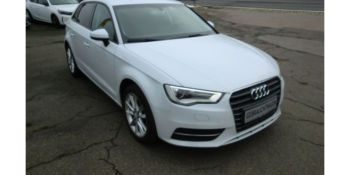 Audi A3 99.800 km 14.200 &euro; Floß 92685