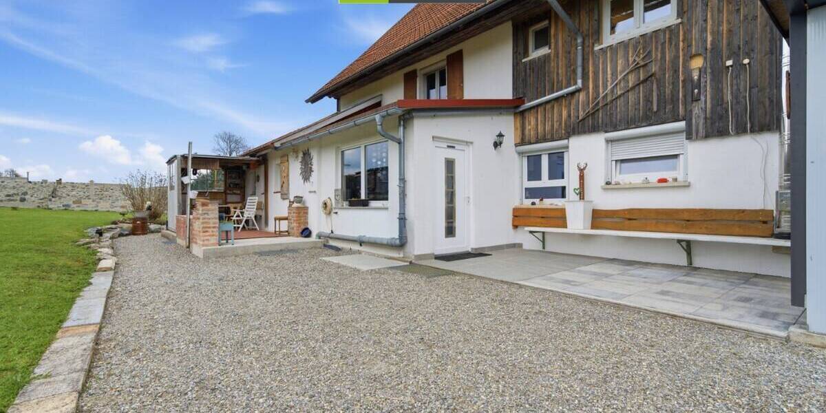 Mehrfamilienhaus, Wohnhaus Bad Waldsee Mennisweiler - 1 Zimmer, 550 m&sup2;, 1.250.000&euro; | Angebot:26583513