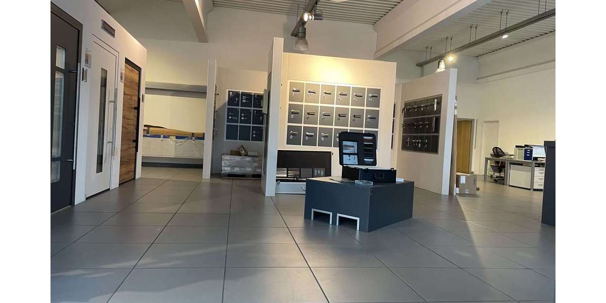 Einzelhandel in Worms 3.370 € 324 m² zimmer