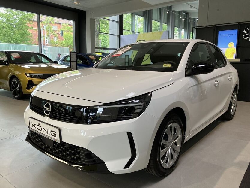 Opel Corsa 2.100 km 15.999 € Berlin 10829