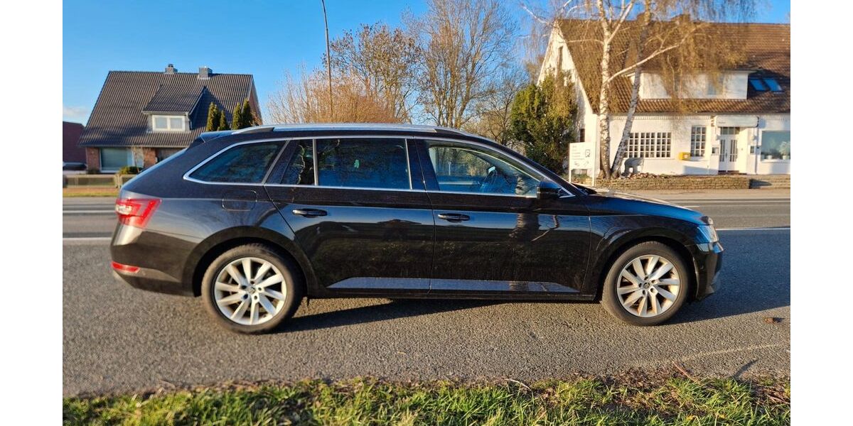 Skoda Superb 199.211 km 15.290 &euro; Drage 21423