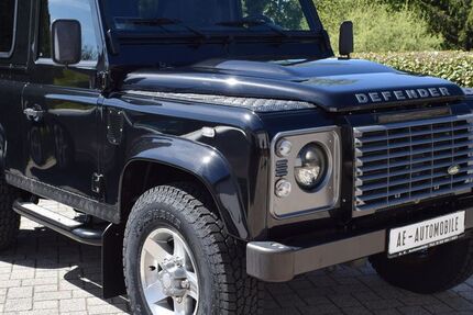 Land Rover Defender 49.870 km 58.900 &euro; Pressig 96332