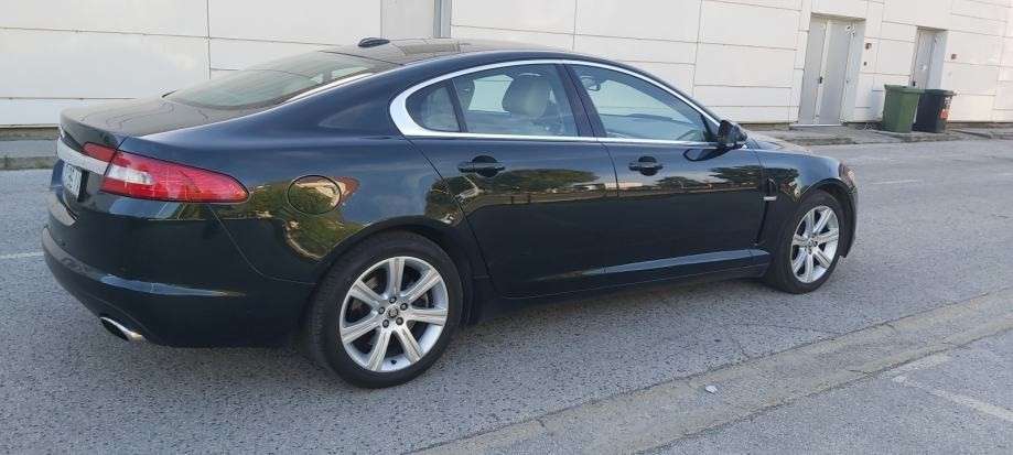 Jaguar XF 253.000 km 3.300 &euro; Dresden 01067