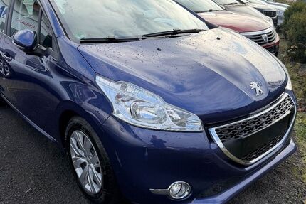 Peugeot 208 134.000 km 4.990 € Neuwied 56566