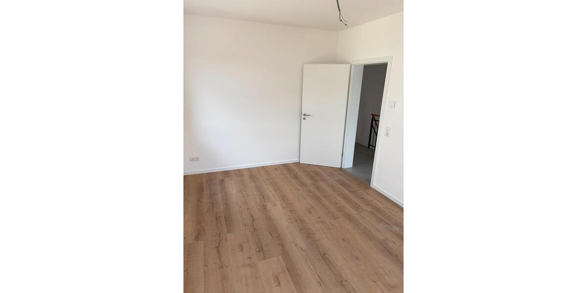 Doppelhaushälfte Osterode am Harz - 4 Zimmer, 115 m&sup2;, 1.250&euro; | Angebot:26284225