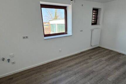 Wohnung Gunzenhausen - 4 Zimmer, 94 m&sup2;, 980&euro; | Angebot:25896595