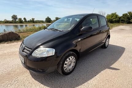 VW Fox 158.359 km 1.699 &euro; Biebesheim 64584