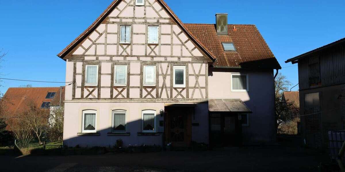 Einfamilienhaus Schrozberg - 12 Zimmer, 192 m&sup2;, 279.000&euro; | Angebot:24586738