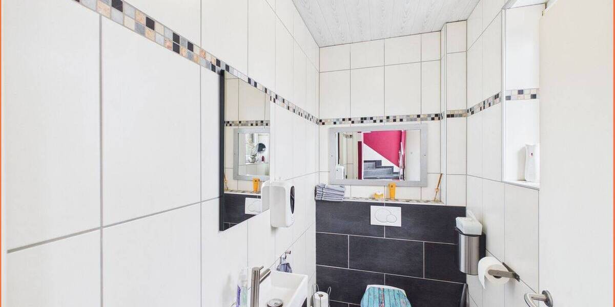 Einfamilienhaus Gangelt-Breberen Breberen - 7 Zimmer, 270 m&sup2;, 549.000&euro; | Angebot:26358393
