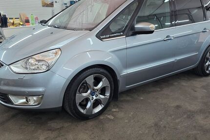 Ford Galaxy 159.000 km 9.900 &euro; berlin 10625