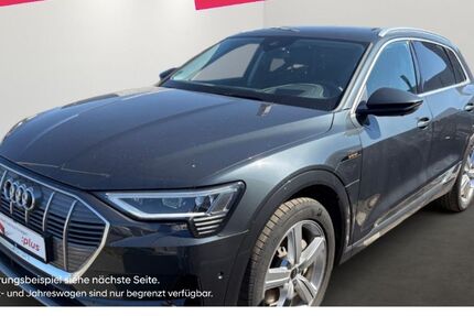 Audi e-tron 51.805 km 32.444 &euro; Wuppertal 42109