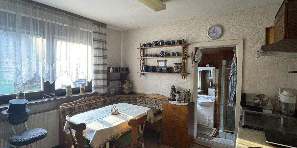 Einfamilienhaus Sitzendorf - 6 Zimmer, 137 m&sup2;, 85.000&euro; | Angebot:24024936