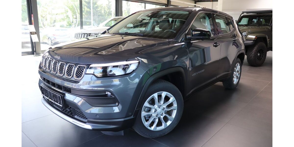 Jeep Compass 13.200 km 23.490 &euro; Lutherstadt Wittenberg 06888