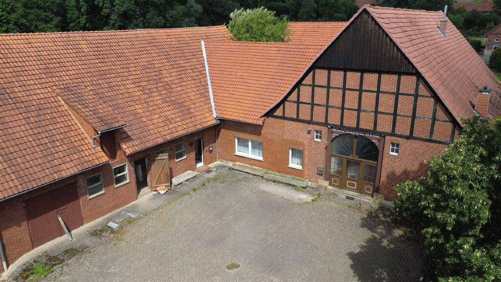 Einfamilienhaus Porta Westfalica-Eisbergen Hausberge - 1 Zimmer, 296 m&sup2;, 190.000&euro; | Angebot:26187665