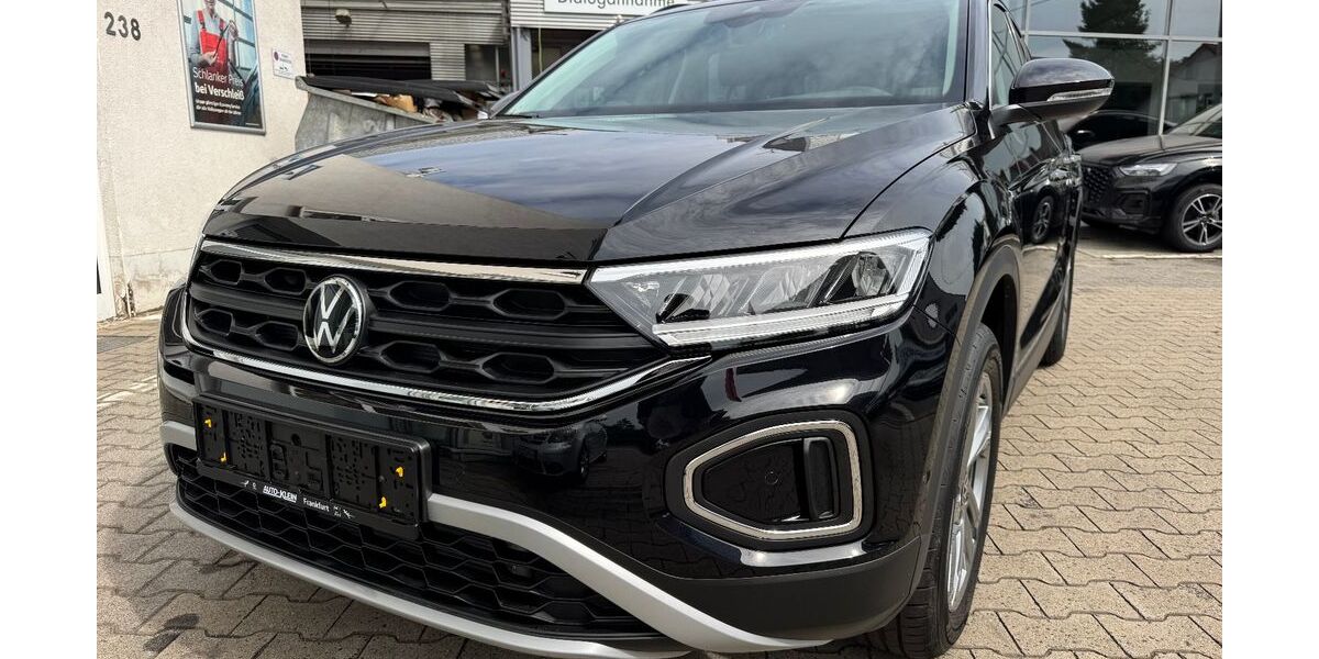 VW T-Roc 9.865 km 29.950 € Frankfurt am Main 65936
