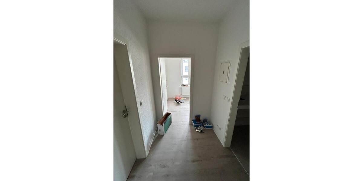 Etagenwohnung Stendal - 1 Zimmer, 38 m&sup2;, 400&euro; | Angebot:26033185