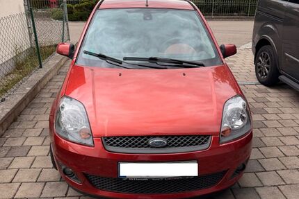 Ford Fiesta 166.171 km 2.149 &euro; Rennertshofen 86643