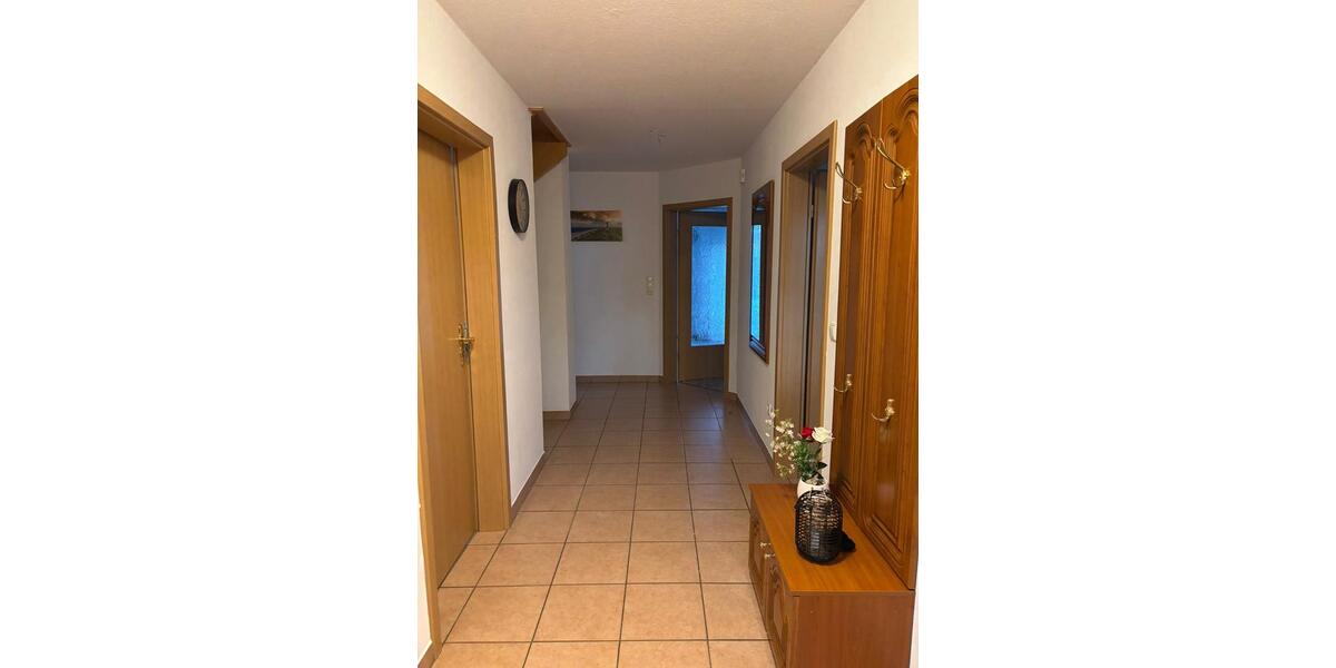 Doppelhaushälfte Varel - 4 Zimmer, 113 m&sup2;, 240.000&euro; | Angebot:25883175