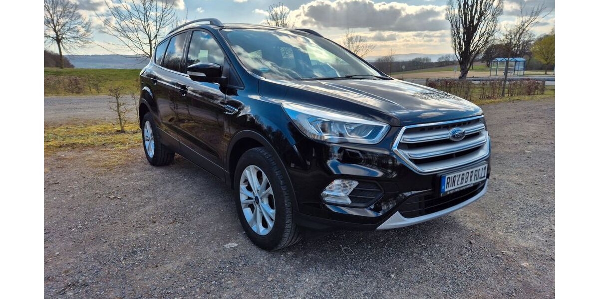 Ford Kuga 137.000 km 10.850 &euro; Nieste 34329
