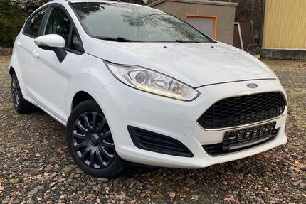Ford Fiesta 54.296 km 7.299 € Chemnitz 09116