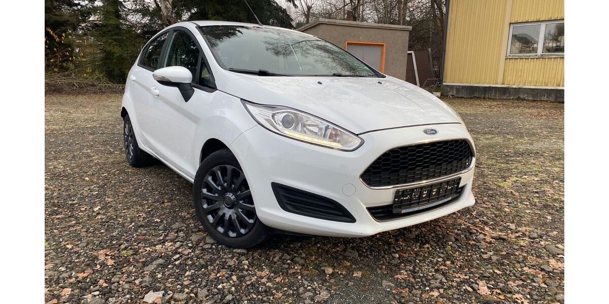 Ford Fiesta 54.296 km 7.299 € Chemnitz 09116