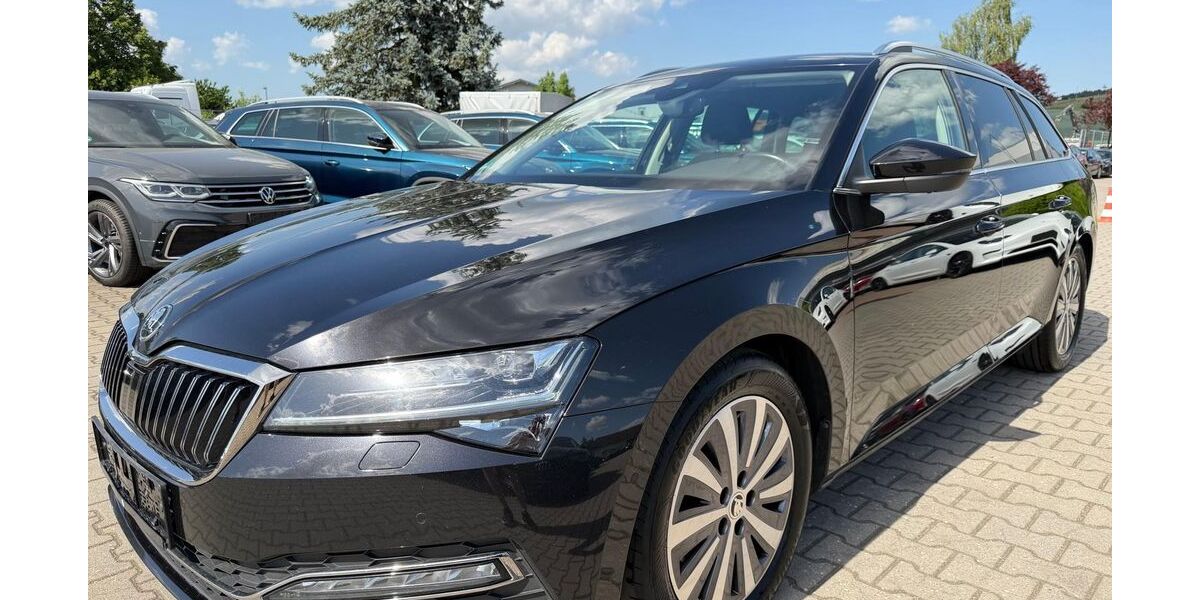 Skoda Superb 209.143 km 15.490 &euro; Nabburg 92507