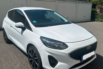 Ford Fiesta 124.000 km 7.200 &euro; Aachen 52074