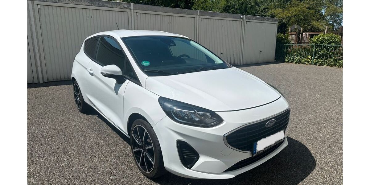 Ford Fiesta 124.000 km 7.200 &euro; Aachen 52074