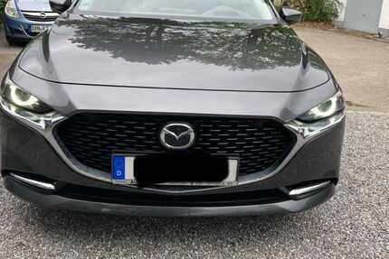 Mazda 3 94.000 km 19.000 &euro; Karlsfeld 85757