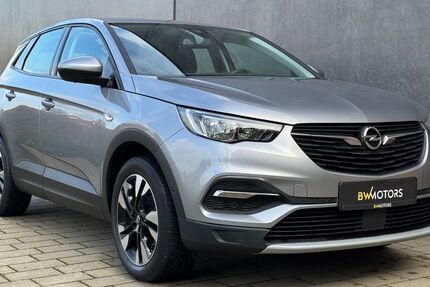 Opel Grandland (X) 50.699 km 15.990 &euro; Baden-Württemberg - Pfullingen 72793