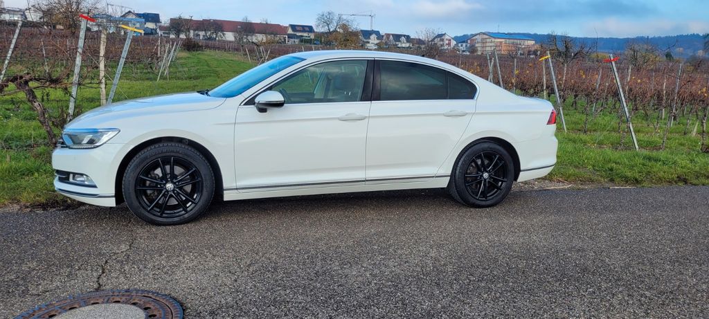 VW Passat 242.000 km 12.500 &euro; Östringen 76684