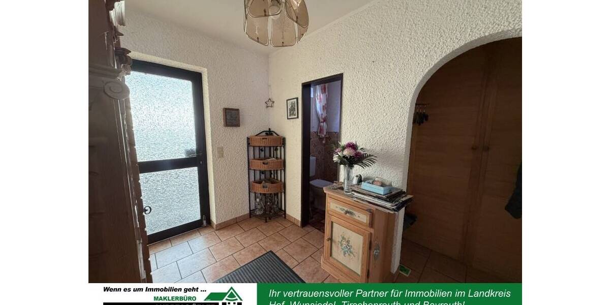Reihenmittelhaus Marktredwitz - 7 Zimmer, 148 m&sup2;, 260.000&euro; | Angebot:25982940