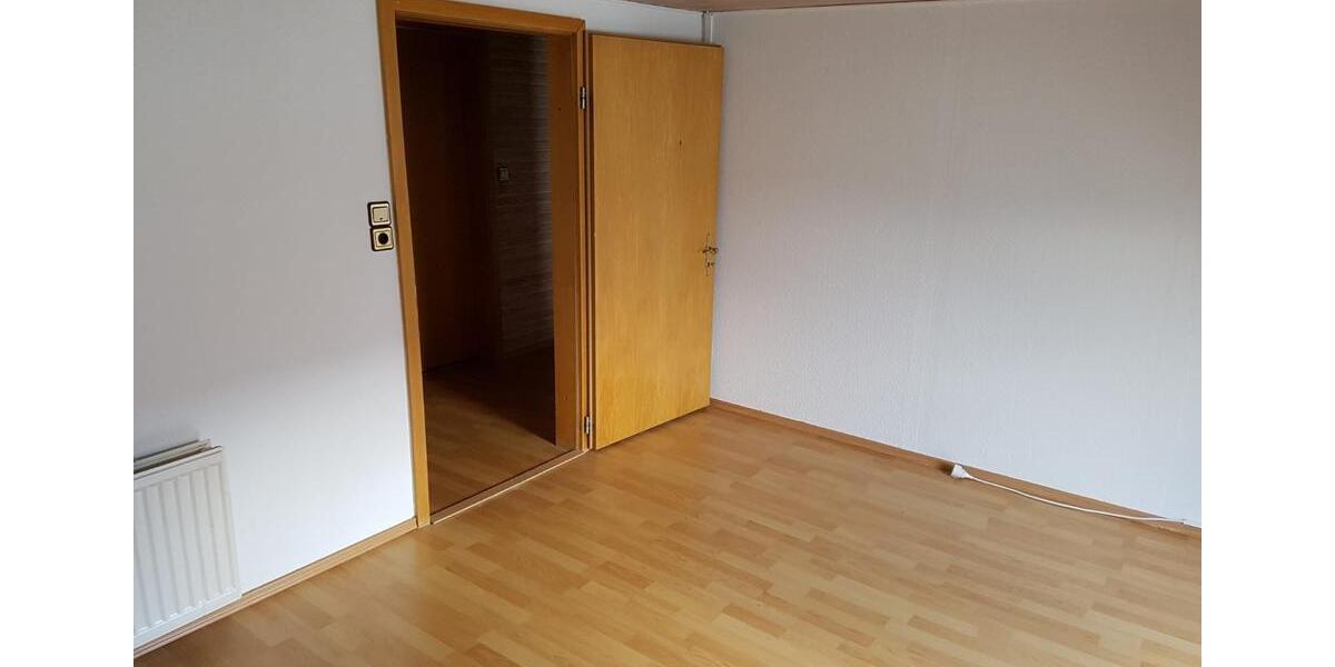 Dachgeschoßwohnung Flensburg - 2 Zimmer, 45 m&sup2;, 380&euro; | Angebot:25569808