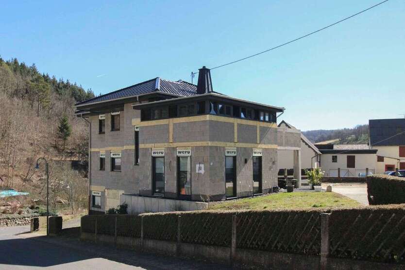 Haus zum Kaufen in Siebenbach 599.000 € 225 m²