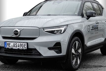 Volvo XC40 11.999 km 43.890 € Hilden 40721