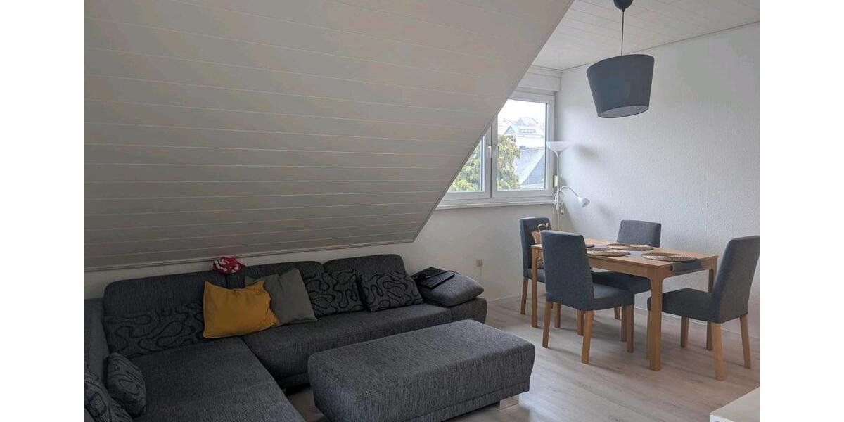 Dachgeschoßwohnung Dickenschied - 2 Zimmer, 38 m&sup2;, 430&euro; | Angebot:25918973