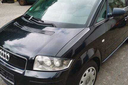 Audi A2 246.200 km 1.990 &euro; Niedernhausen 65527