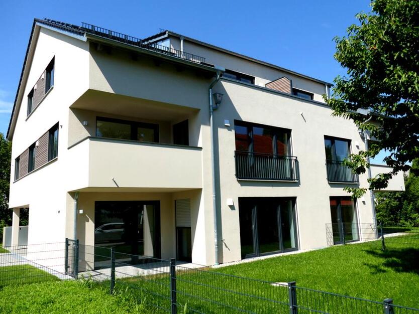 NeubauErstbezug, W 5 im DG, 2,5 Zimmer, - Dachterrasse + Einbauküche -