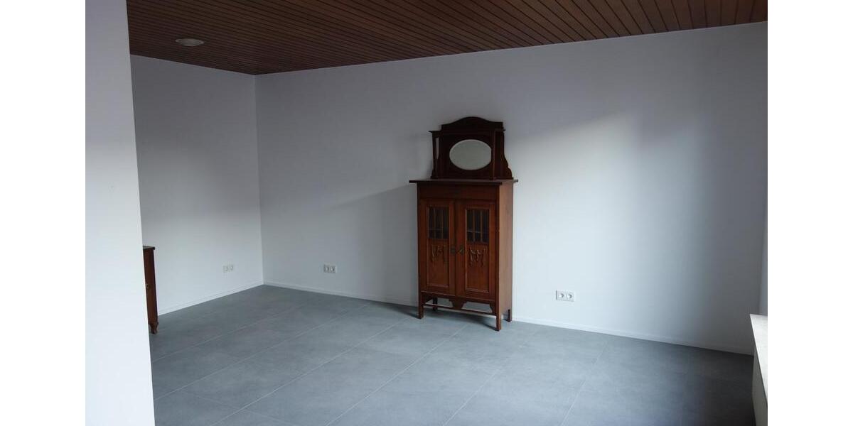 Reihenhaus Frankfurt am Main Innenstadt 3 - 5 Zimmer, 172 m&sup2;, 2.450&euro; | Angebot:25164597