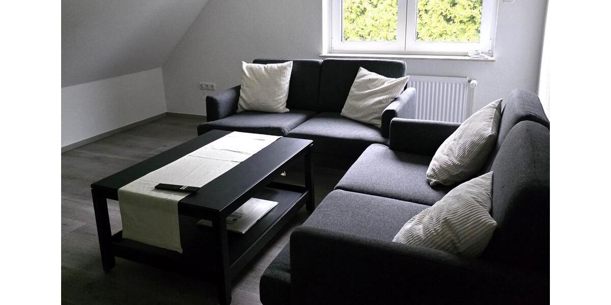 2-Familienhaus in ruhiger Sackgassenlage mit separaten Eingängen 6 zimmer