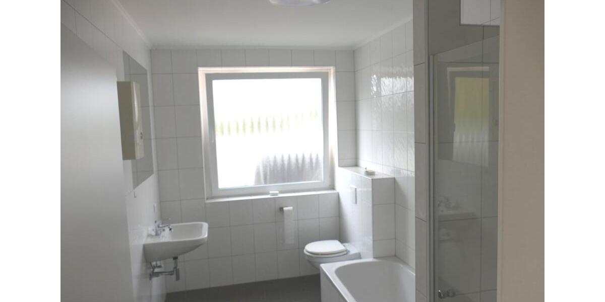 Großzügige 3 Zimmer Wohnung mit Top-Küche und Dachterrasse sofort 3 zimmer