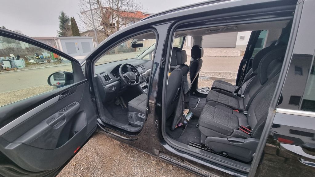 VW Sharan 76.000 km 31.000 &euro; Traunreut 83301
