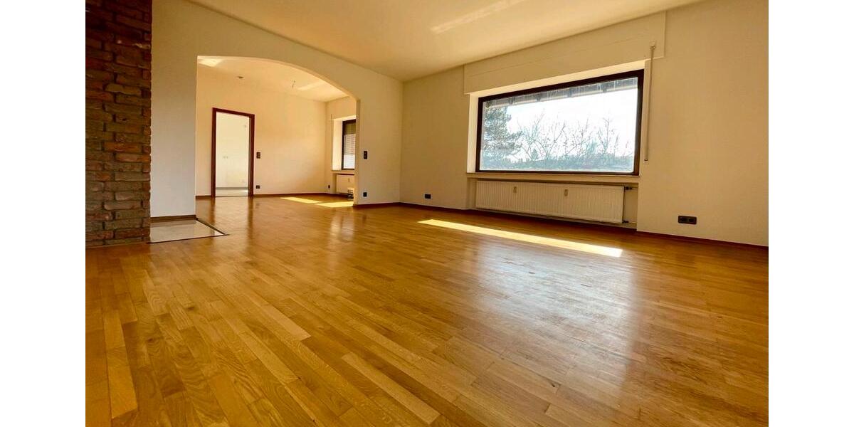 Etagenwohnung Wachtberg - 3 Zimmer, 118 m&sup2;, 1.750&euro; | Angebot:25328721