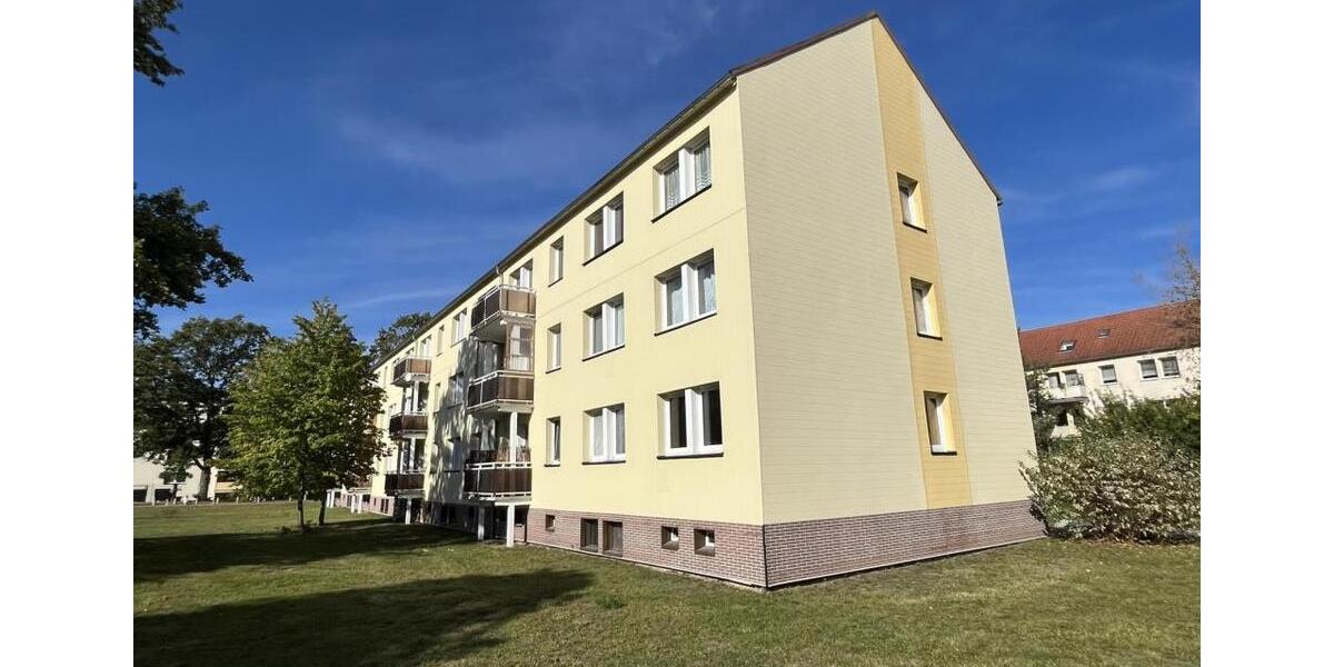 Etagenwohnung Bernsdorf - 3 Zimmer, 58 m&sup2;, 215&euro; | Angebot:26083289