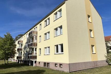 Wohnung Bernsdorf - 3 Zimmer, 58 m&sup2;, 330&euro; | Angebot:26083289