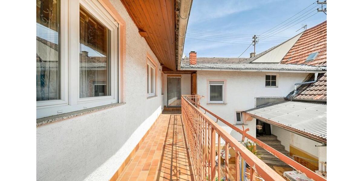 Etagenwohnung Philippsburg - 4 Zimmer, 125 m&sup2;, 1.250&euro; | Angebot:26429167
